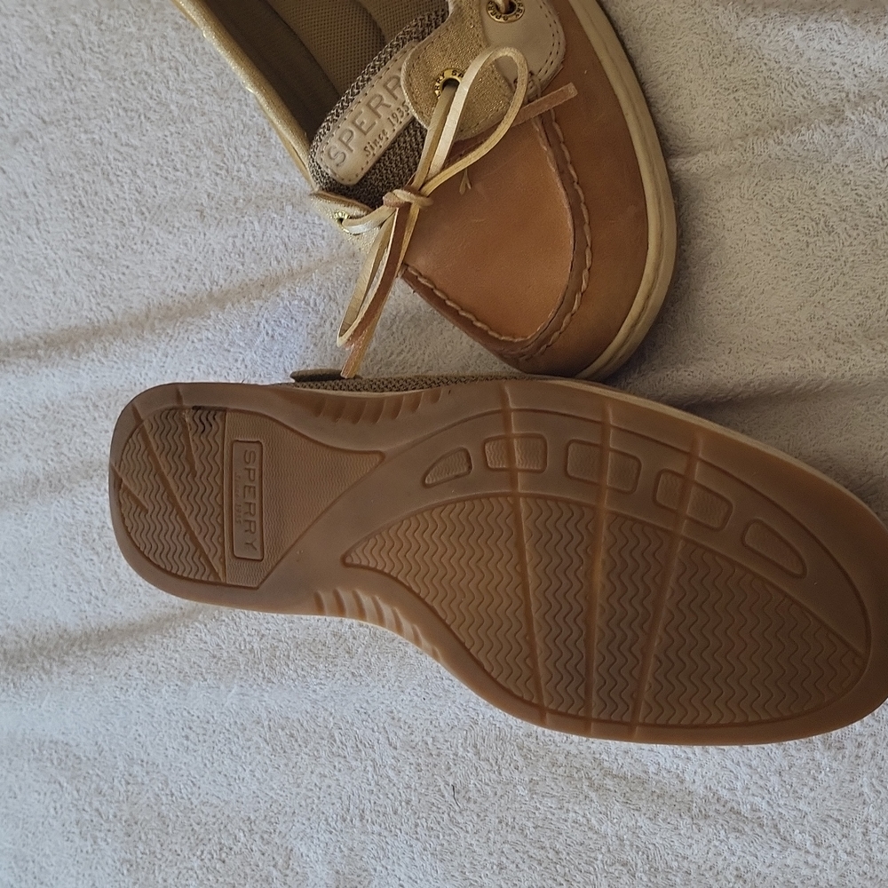 Sperry - Picture 4 of 5